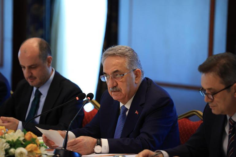 AK Partiden yeni anayasa çalıştayı