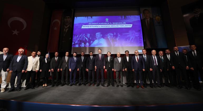 Bakan Bayraktar: Doğal gazda 2 kat üretim için yüzer üretim platformumuz Filyos Limanına gidecek