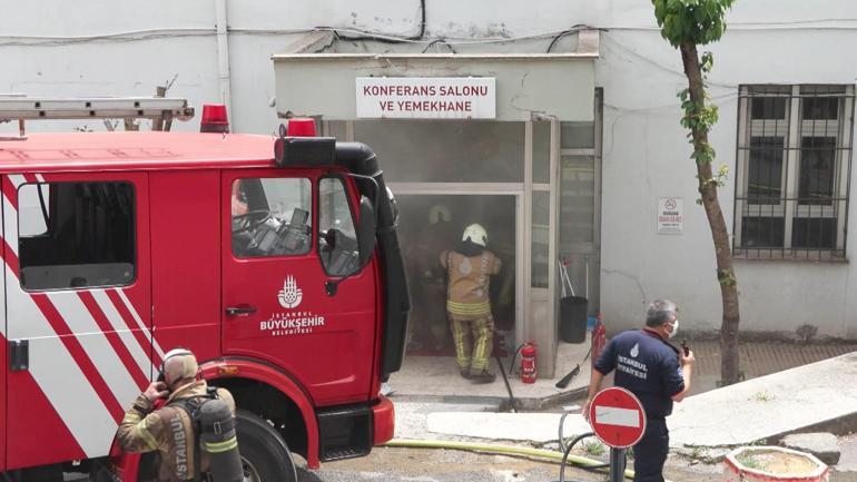 Üsküdar Devlet Hastanesinin ecza deposunda çıkan yangın söndürüldü