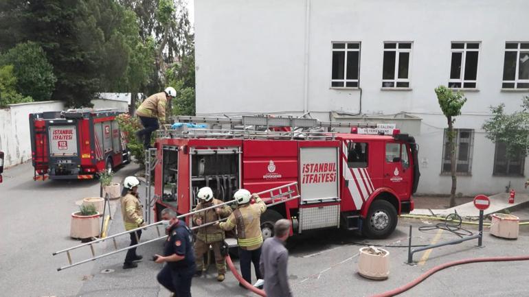 Üsküdar Devlet Hastanesinin ecza deposunda çıkan yangın söndürüldü