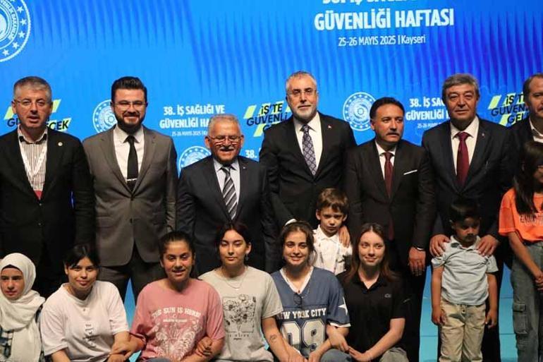 Bakan Işıkhan: Önceliğimiz işin geleceğinden önce, işçimizin geleceği