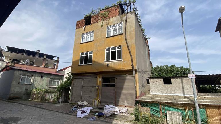 Evinde çıkan yangında ağır yaralandı; benzin ve kibrit bulundu