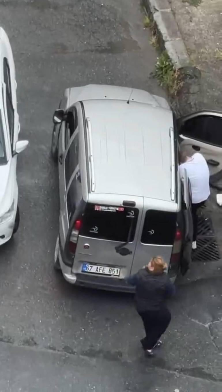 Küçükçekmece’de trafikte tartıştıkları motokuryeyi takip edip, çalıştığı restoranın camını kırdılar