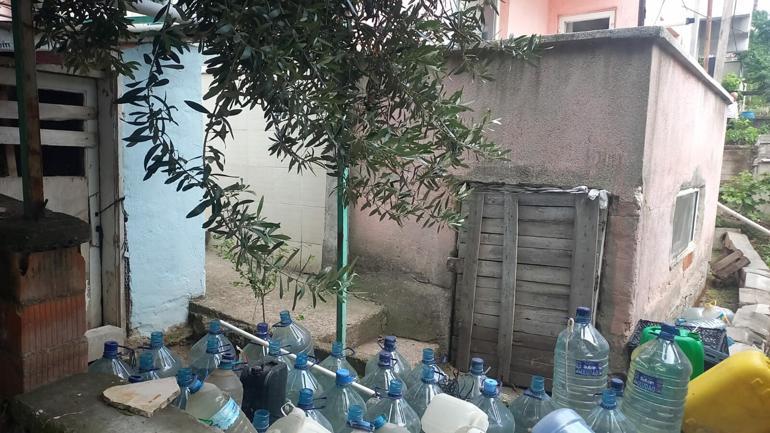 Kiracısını balta ve sopayla öldürüp, cesedi eşiyle kömürlüğe saklamış