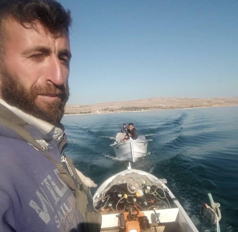 Kırşehirde alabora olan teknede boğulan ağabey, kardeşlerini kurtardıktan sonra dibe batmış