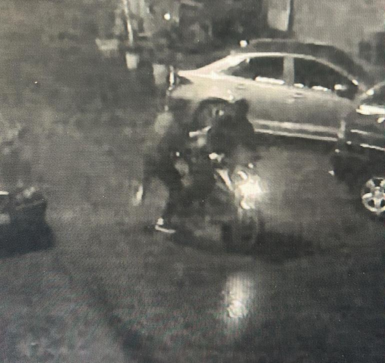 Kağıthanede eğlence mekanına el bombalı saldırı kamerada