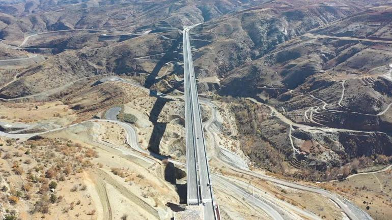 Bakan Uraloğlu: 23 yılda 4 bin 75 yeni köprü inşa ettik