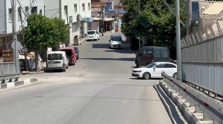 Sürücüsünün geri manevra yaptığı otomobilin altında kalan kadın öldü