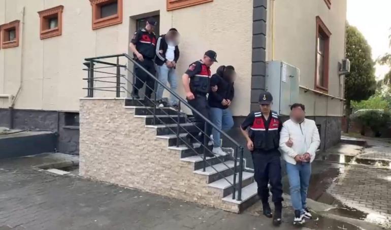 Sapancada 2 kişiyi yaralayan maskeli 4 şüpheli yakalandı; saldırı kamerada