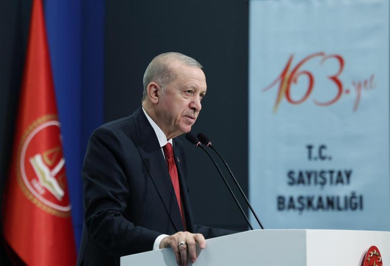 Cumhurbaşkanı Erdoğan: Türkiyede hiç kimse hukukun üstünde değildir