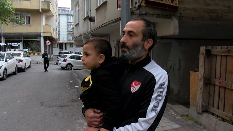Bağcılar’da sokakta oynayan 3 yaşındaki çocuğa otomobil çarptı