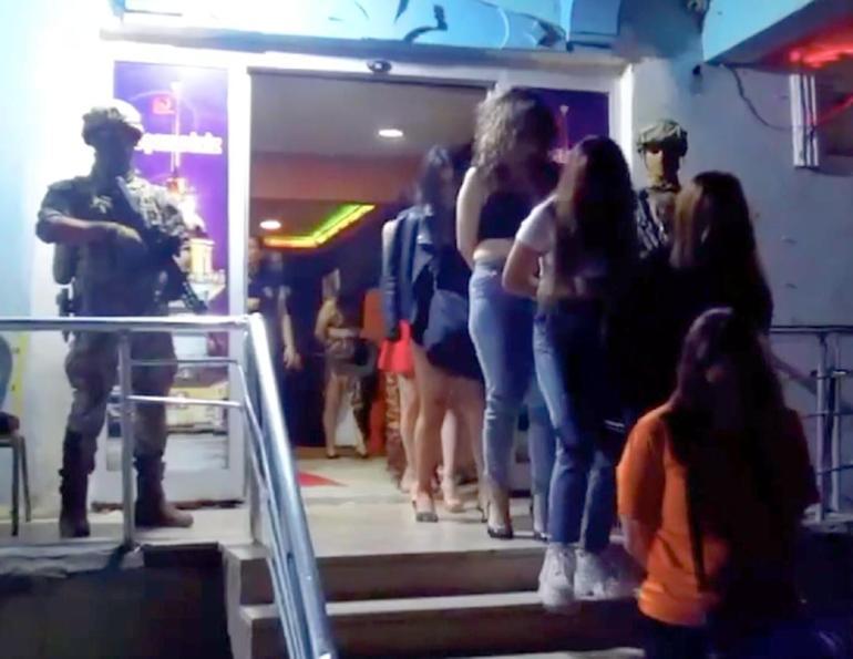 Iğdırda insan ticareti ve fuhuş operasyonunda kurtarılan 107 kadın, sınır dışı edildi