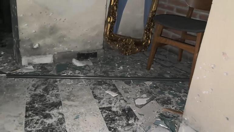 Kağıthanede eğlence mekanına el bombalı saldırı kamerada