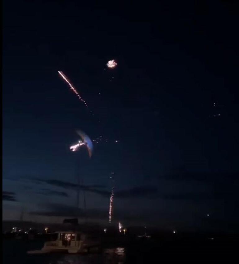 Emekli astsubay, gösteri yaptığı paramotorla tekneye çarptı; o anlar kamerada