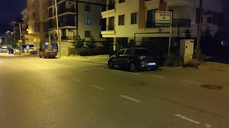 Çekmeköyde bıçaklı saldırı kamerada; yaralı hastaneye kaldırıldı