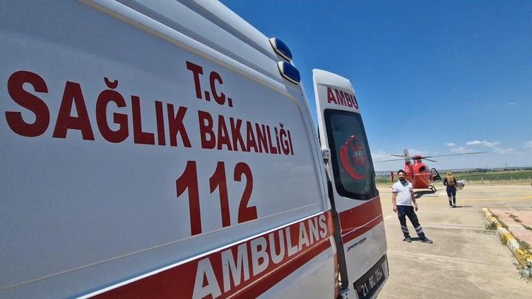 Yaktıkları ateşi söndürmeye çalışırken yaralandılar