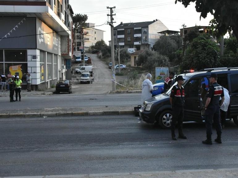 3 kişinin öldüğü, 3 kişinin de yaralandığı silahlı saldırı kamerada