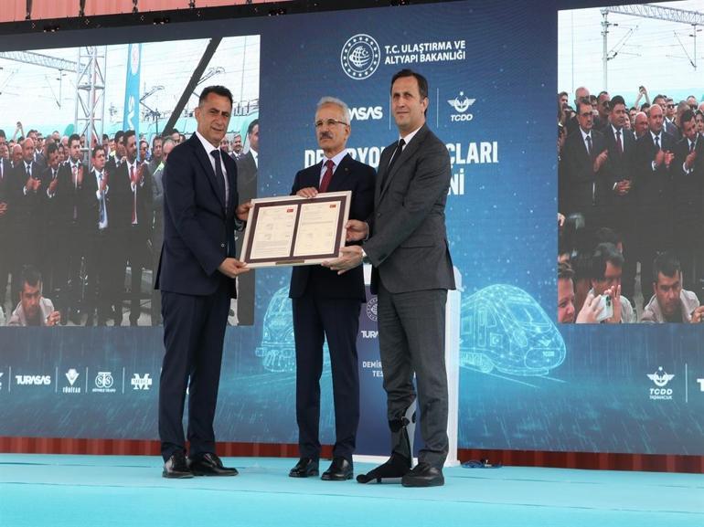 Bakan Uraloğlu: Yerli ve milli üretilen araçlar, başyapıttır