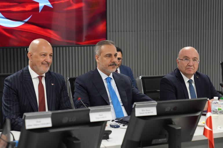 Bakan Fidan, Ukrayna Savunma Bakanı Umerov ile görüştü