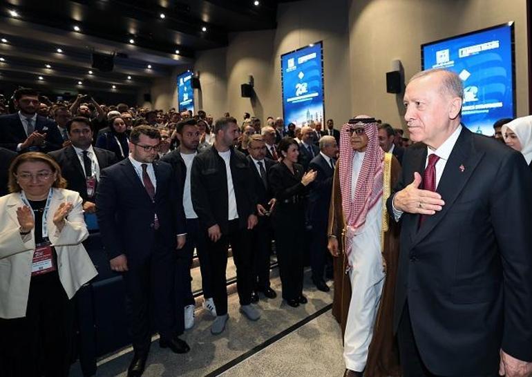 Cumhurbaşkanı Erdoğan: Faize dayalı ekonomik nizamın değişmesi için mücadeleden geri durmayacağız