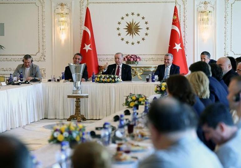 Cumhurbaşkanı Erdoğan, EuroLeague şampiyonu Fenerbahçe Bekoyu kabul etti