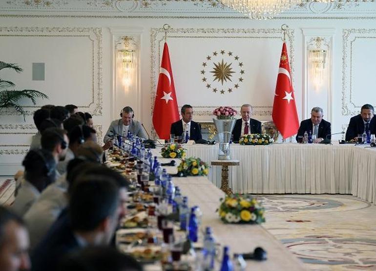 Cumhurbaşkanı Erdoğan, EuroLeague şampiyonu Fenerbahçe Bekoyu kabul etti