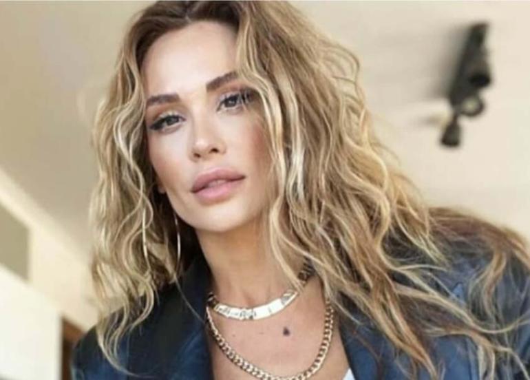 Şarkıcı Şimal, son yolculuğuna uğurlandı