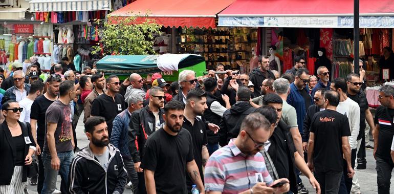 Şarkıcı Şimal, son yolculuğuna uğurlandı