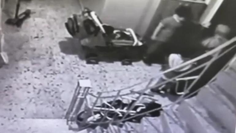 Sultangazide daireye hırsızlık için girdiler; çocuk sesiyle panikleyip kaçtılar