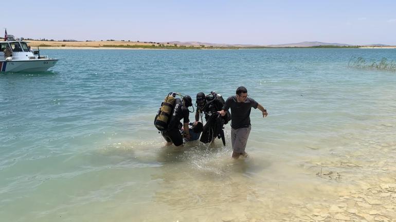 Yeğenini kurtarmak isterken boğuldu