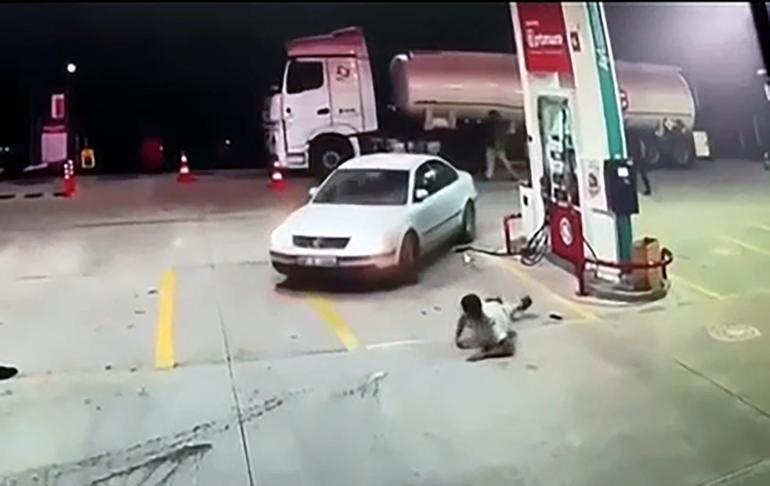 Hatlarına dahil edilen özel halk otobüslerine taş, sopa ve tabancayla saldırdılar; o anlar kamerada