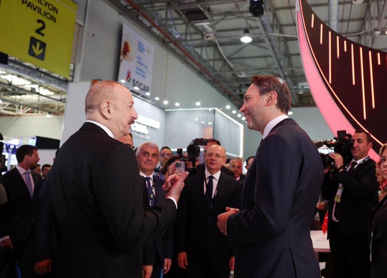 Bakan Bayraktar, Bakü Enerji Haftası’ açılış törenine katıldı