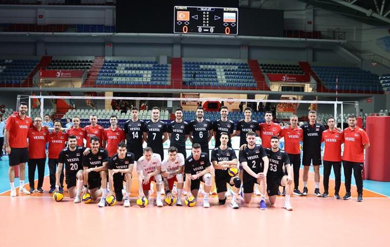 A Milli Erkek Voleybol Takımı hazırlık maçında Slovenyaya 3-2 mağlup oldu