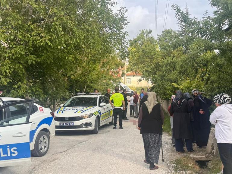 Husumetlisini bıçakla öldürdü