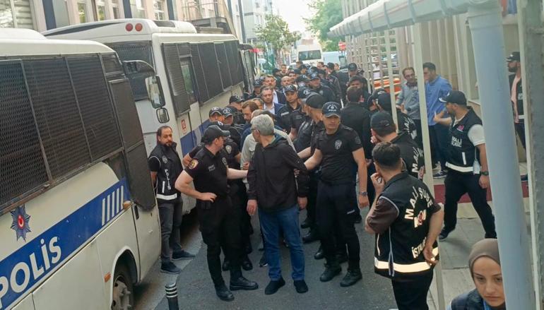 İBBye yönelik soruşturma kapsamında adliyeye sevk edilen şüphelilerin ifadeleri alınıyor