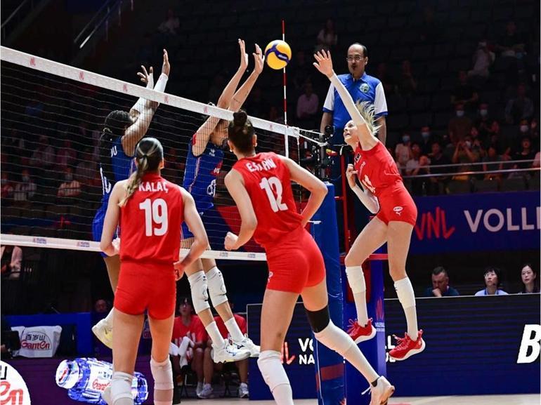A Milli Kadın Voleybol Takımı, Milletler Ligi’ne galibiyetle başladı
