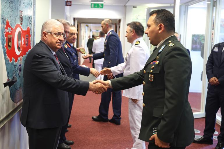Milli Savunma Bakanı Güler, NATO Karargahı’nda görev yapan personelin Kurban Bayramı’nı kutladı
