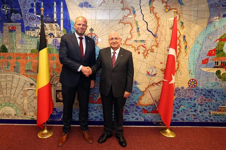 Bakan Güler, Brükselde ‘Elektromanyetik Harp Koalisyonu Niyet Mektubu İmza Töreni’ne katıldı