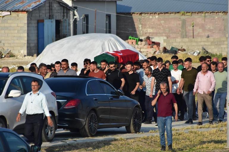 Milli bisiklekçi son yolculuğuna uğurlandı