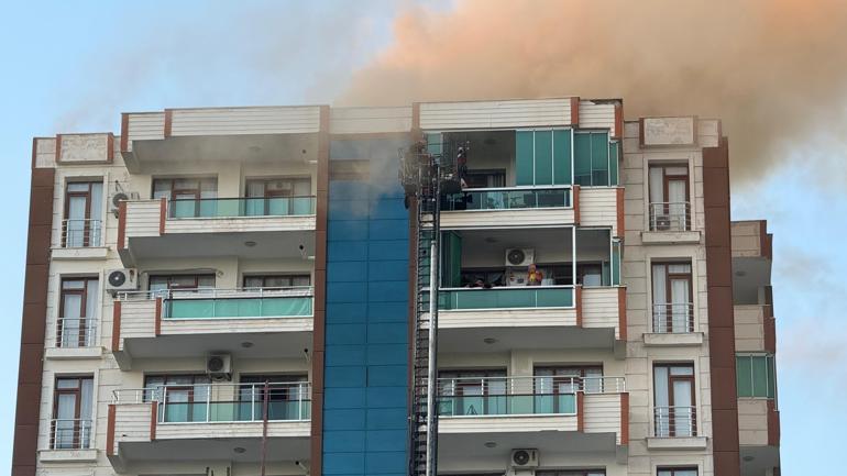 Diyarbakır’da 13 katlı apartmanda yangın paniği; 38 kişi sepetli vinç yardımıyla kurtarıldı