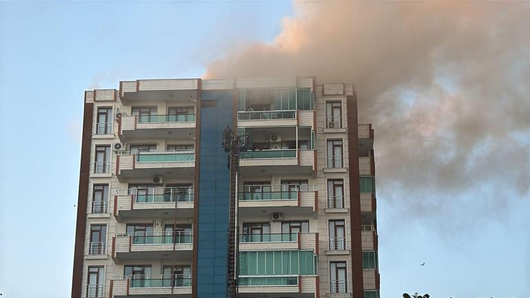 Diyarbakır’da 13 katlı apartmanda yangın paniği; 38 kişi sepetli vinç yardımıyla kurtarıldı