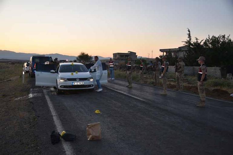 Şanlıurfada seyir halindeki otomobile silahlı saldırı: 1 ölü