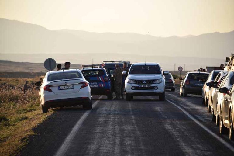 Şanlıurfada seyir halindeki otomobile silahlı saldırı: 1 ölü