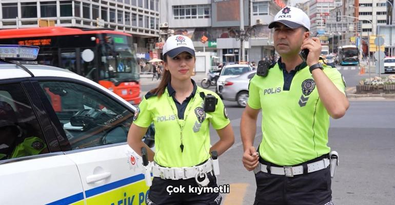 Bakan Yerlikaya, güvenlik güçlerinin bayramını telsizden kutladı