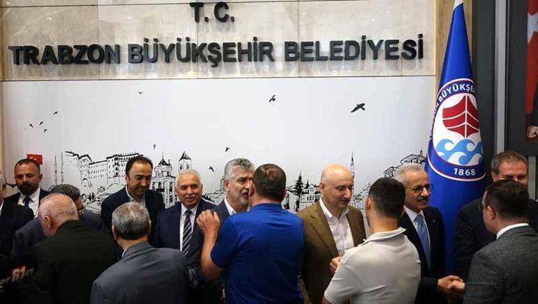 Bakan Uraloğlu: Bayram trafiğinde; olağanüstü bir durum yok, yoğunluk az