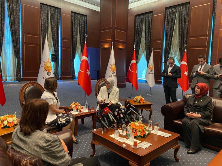 Siyasi partiler arasında bayramlaşma ziyaretleri