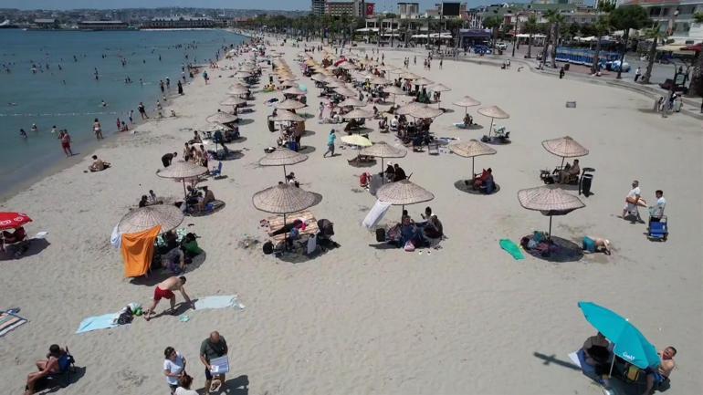 Büyükçekmecede plajda yoğunluk