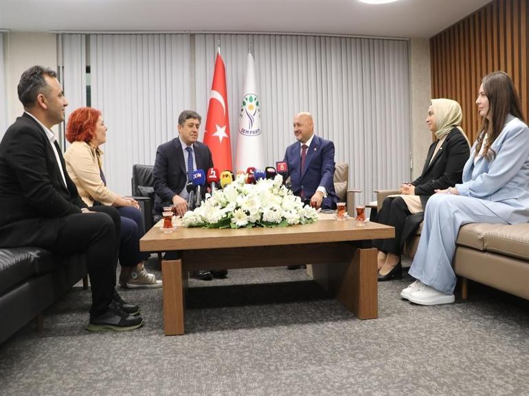 Siyasi partiler arasında bayramlaşma ziyaretleri