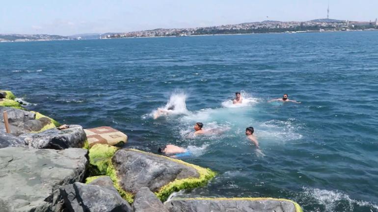 Kurban Bayramını İstanbulda geçirenler sahillere akın etti