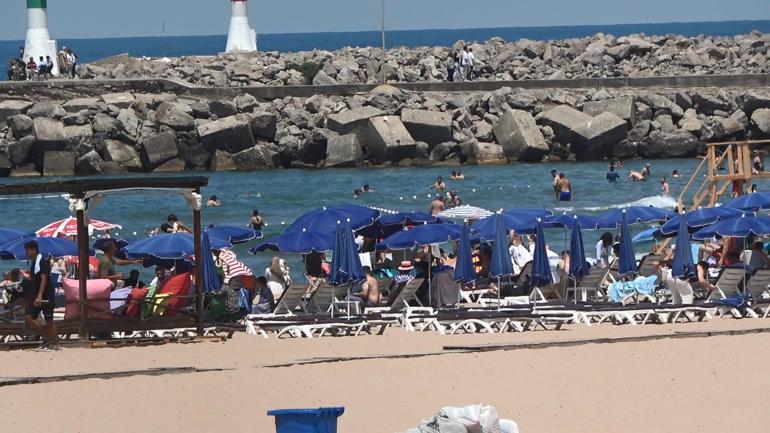 Şiledeki plajlarda bayram hareketliliği